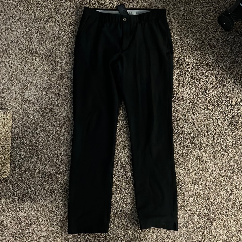 Underarm our golf pants